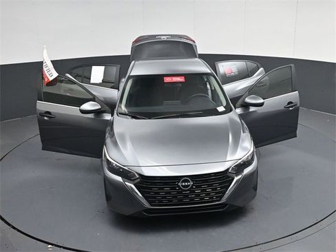 Used 2025 Nissan Sentra S image 52