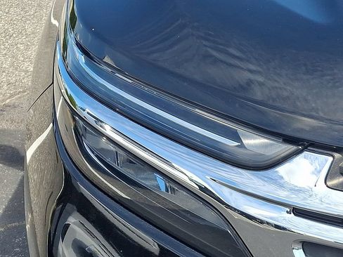 Certified 2023 Chevrolet Equinox LT AWD/4WD image 9
