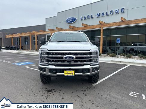 New 2026 Ford F250 XLT w/ XLT Premium Package AWD/4WD image 31