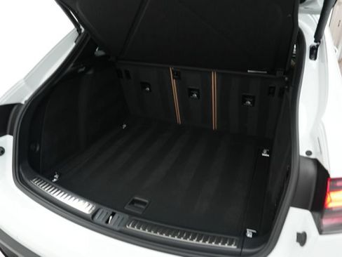 Certified 2025 Porsche Macan S AWD/4WD image 41