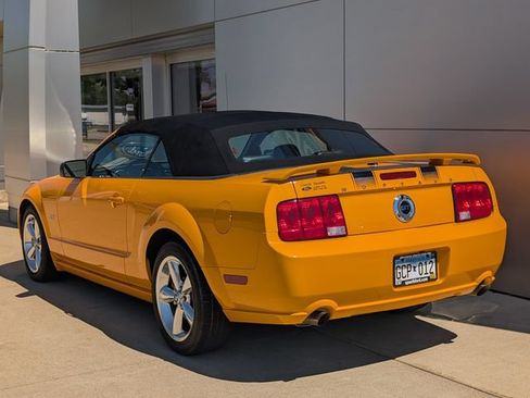 Used 2007 Ford Mustang GT Premium RWD image 4