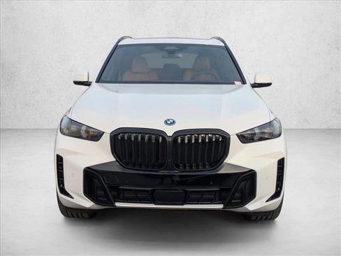 New 2026 BMW X5 xDrive50e w/ M Sport Package image 6