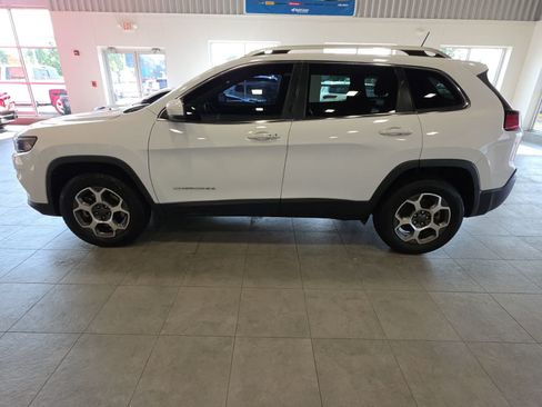 Used 2021 Jeep Cherokee Latitude Lux AWD/4WD image 12