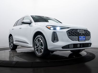 New 2025 Audi Q5 Premium Plus