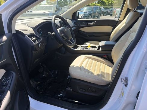 Used 2024 Ford Edge SEL w/ Convenience Package AWD/4WD image 15