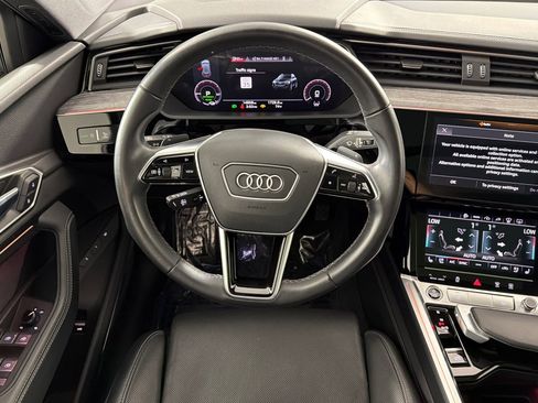 Certified 2023 Audi e-tron Chronos image 13