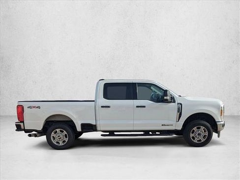 Used 2026 Ford F250 XLT AWD/4WD image 4