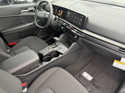 New 2026 Kia Sportage LX FWD image 14