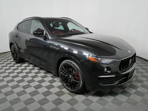 Certified 2022 Maserati Levante GT image 34
