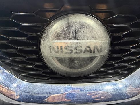 Used 2021 Nissan Rogue Sport S image 23