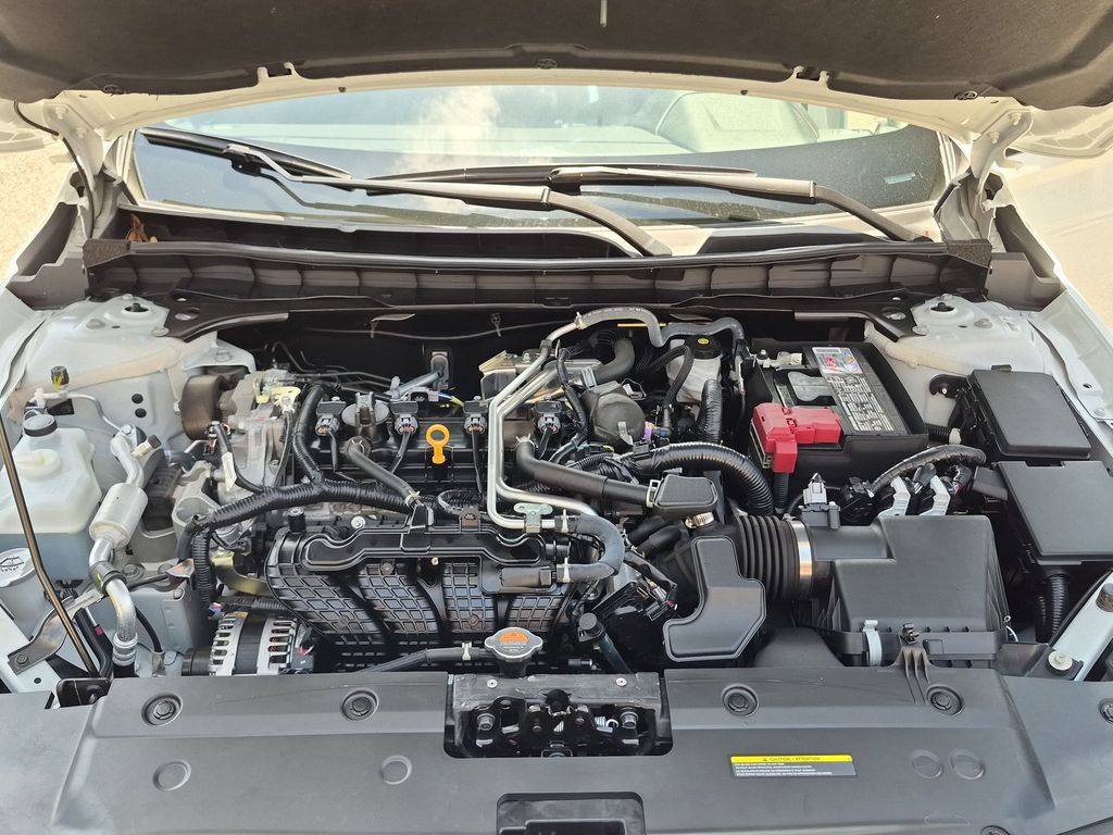 Certified 2025 Nissan Altima 2.5 S FWD image 32