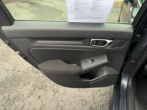 Certified 2025 Honda Civic Sport image 16