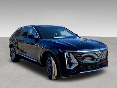 New 2024 Cadillac Lyriq Luxury