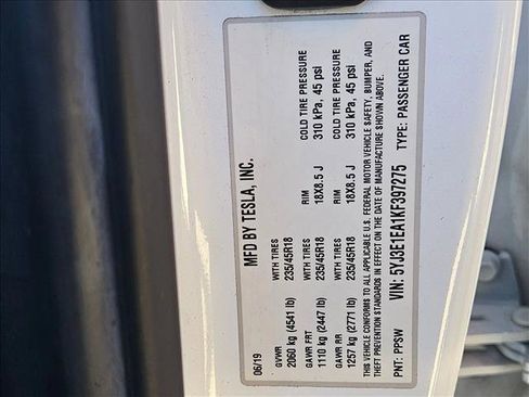 Used 2019 Tesla Model 3 Standard Range Plus image 22