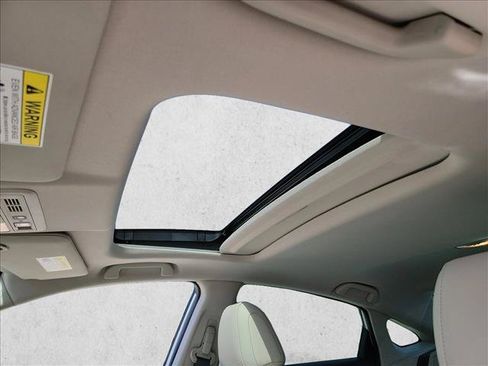 Used 2022 Honda Insight Touring image 18