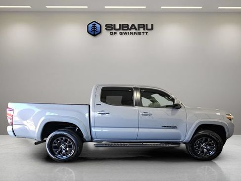 Used 2021 Toyota Tacoma SR5 RWD image 6