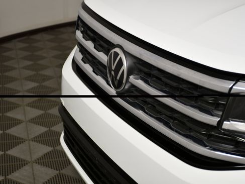 Used 2021 Volkswagen Atlas Cross Sport SE w/ Panoramic Sunroof Package FWD image 11