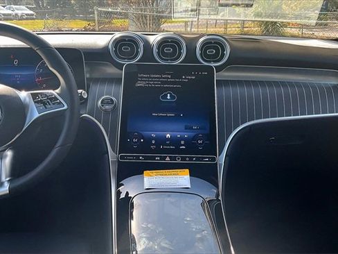 New 2026 Mercedes-Benz GLC 300 4MATIC image 6