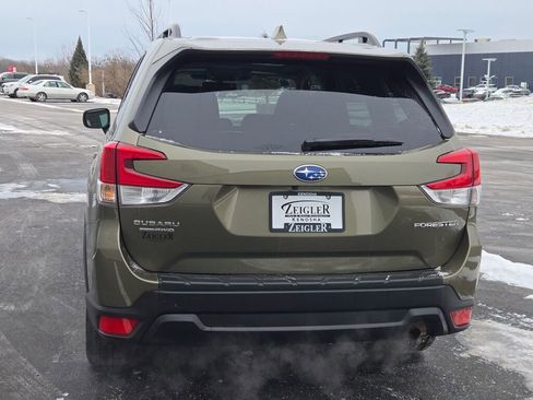 Certified 2022 Subaru Forester Premium image 12