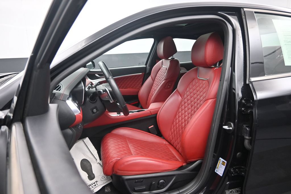 Used 2023 Genesis G70 3.3T w/ Sport Prestige Package AWD/4WD image 21