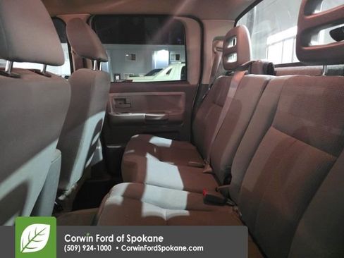 Used 2005 Dodge Dakota SLT image 7
