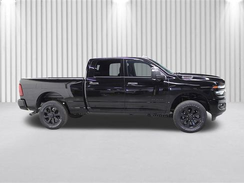 New 2026 RAM 2500 Big Horn AWD/4WD image 2