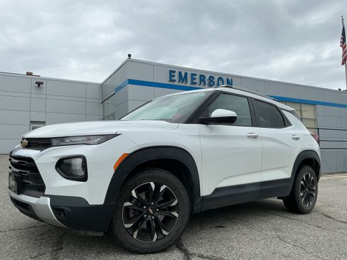 Used 2023 Chevrolet TrailBlazer LT AWD/4WD image 8