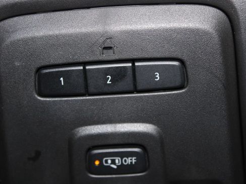 Used 2022 GMC Yukon Denali AWD/4WD image 34