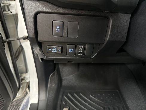 Used 2023 Toyota Tacoma TRD Off-Road w/ Black Out Package (TMS) image 34