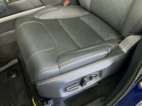 Used 2024 Toyota Tundra Limited AWD/4WD image 21