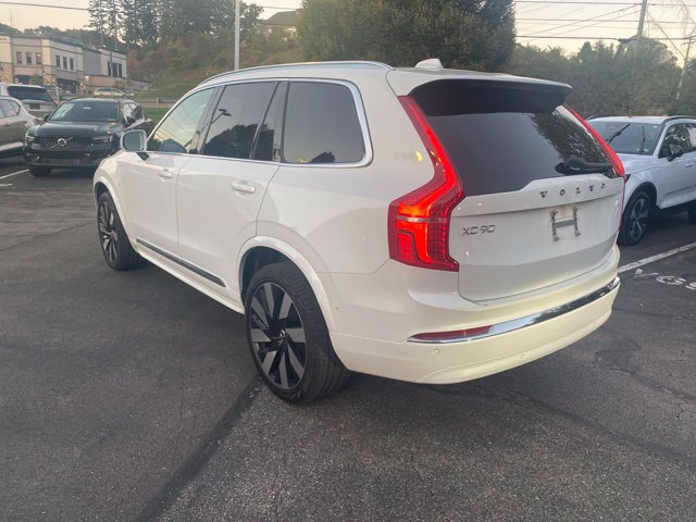 Used 2024 Volvo XC90 T8 Ultimate AWD/4WD image 7