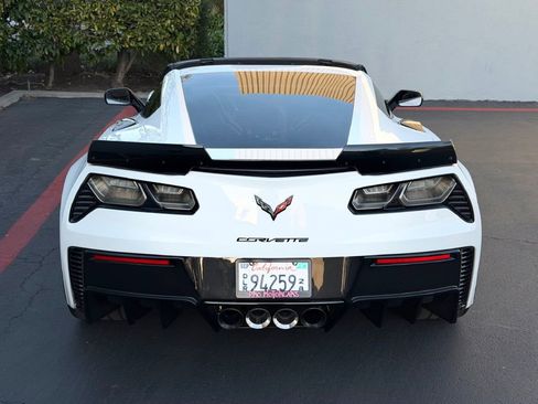 Used 2015 Chevrolet Corvette Z06 w/ Z07 Performance Package image 23