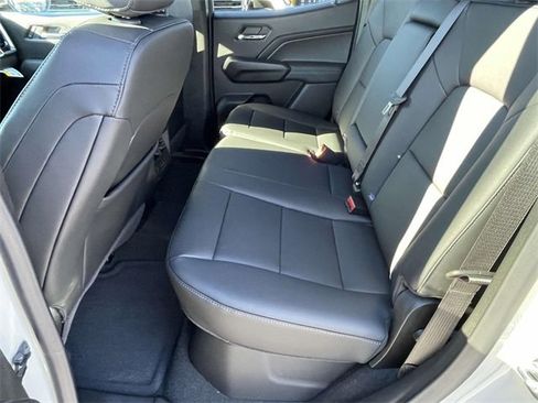 New 2026 GMC Canyon Elevation w/ Convenience Package image 9