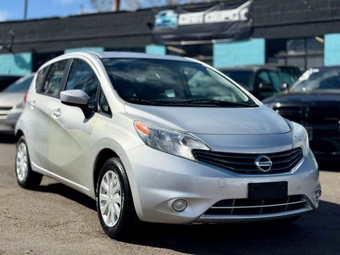 Used 2016 Nissan Versa Note SV FWD image 1