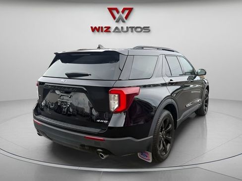 Used 2023 Ford Explorer ST-Line AWD/4WD image 5