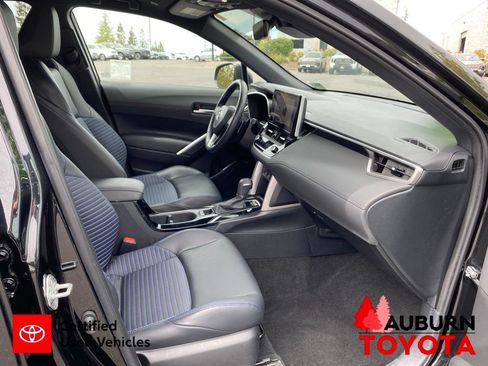 Certified 2023 Toyota Corolla Cross AWD Hybrid w/ Convenience Package image 19