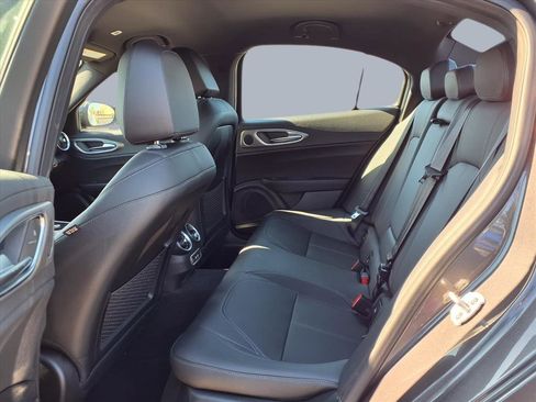 New 2025 Alfa Romeo Giulia image 11