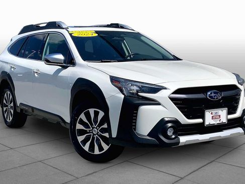 Used 2024 Subaru Outback Touring XT AWD/4WD image 3