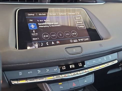 Used 2020 Cadillac XT4 Premium Luxury w/ Driver Awareness Package FWD image 18