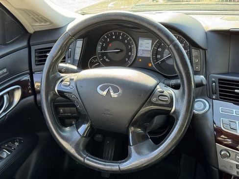 Used 2011 INFINITI M37 w/ Premium Pkg image 16