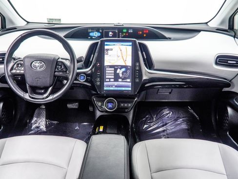 Used 2021 Toyota Prius Prime XLE FWD image 5