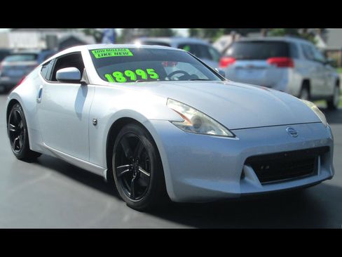 Used 2012 Nissan 370Z Coupe image 1