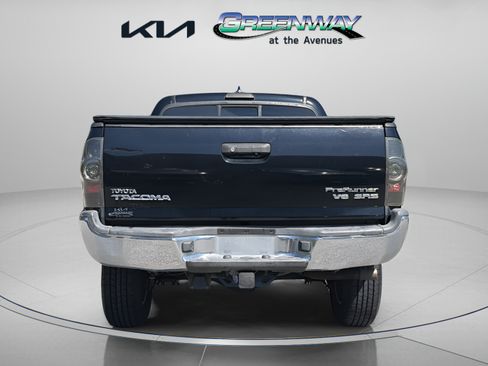 Used 2015 Toyota Tacoma PreRunner w/ SR5 Package RWD image 5