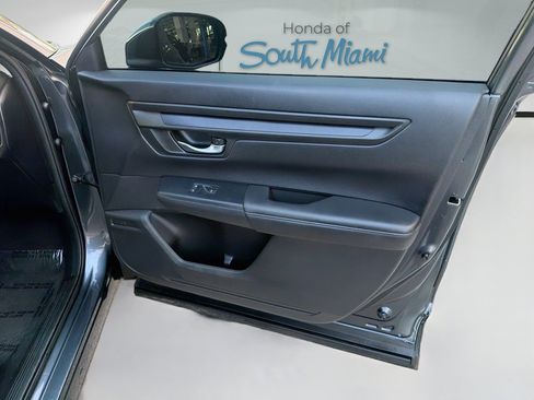 Certified 2024 Honda CR-V EX image 33