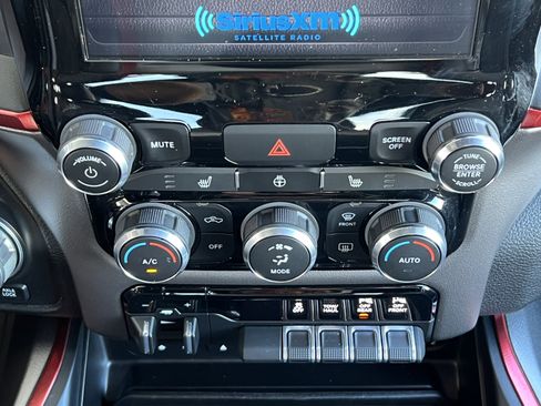 Used 2019 RAM 1500 Rebel w/ Rebel Level 2 Equipment Group AWD/4WD image 29