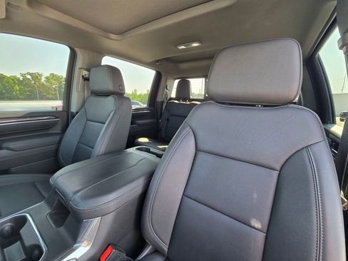 Used 2025 Chevrolet Silverado 2500 LTZ w/ Trail Boss Package AWD/4WD image 24