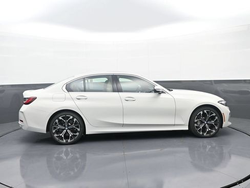 New 2025 BMW 330i xDrive Sedan w/ Convenience Package AWD/4WD image 8