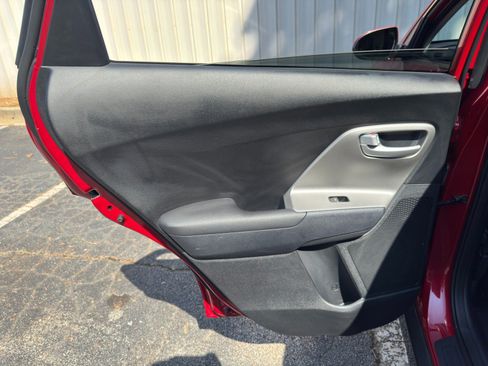 Used 2019 Kia Niro LX FWD image 35