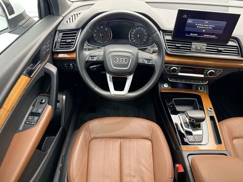 Used 2021 Audi Q5 2.0T Premium w/ Convenience Package image 10