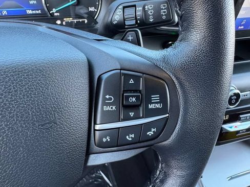 Used 2020 Ford Explorer XLT w/ Equipment Group 202A AWD/4WD image 24